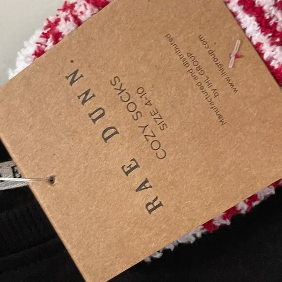 Rae Dunn Black Plus Size Dog Lover Sweatshirt with Socks New with Tags Size 2X - Picture 7 of 11